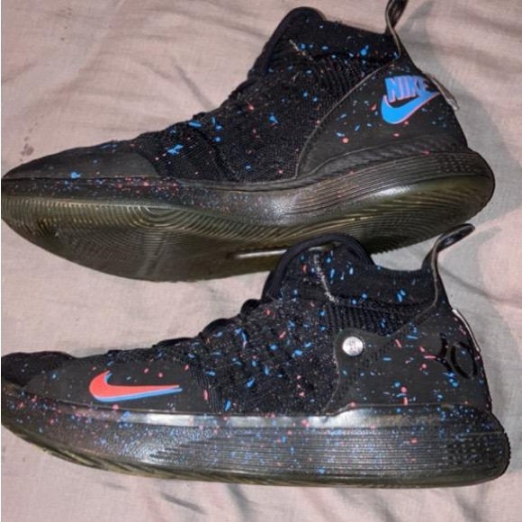 Kevin Durants - Picture 1 of 6